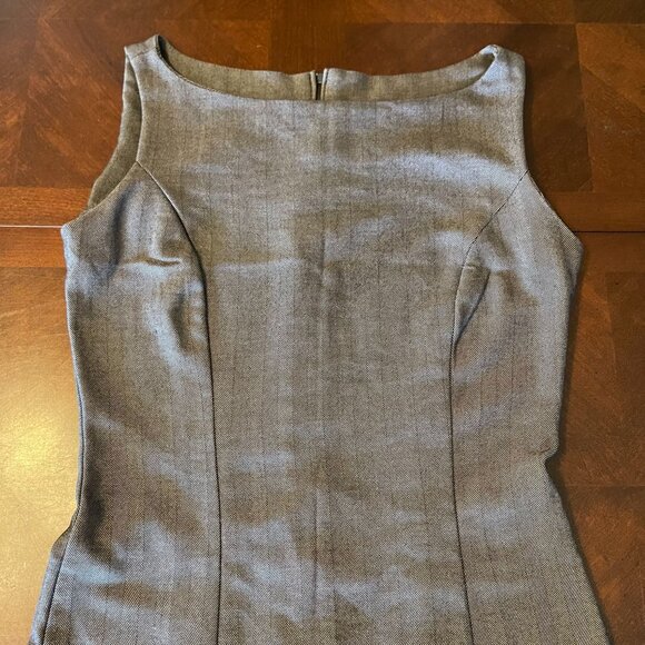 Flared Hem Dress Gray Sleeveless Pink Trim & Back Zipper retro style - Picture 3 of 7